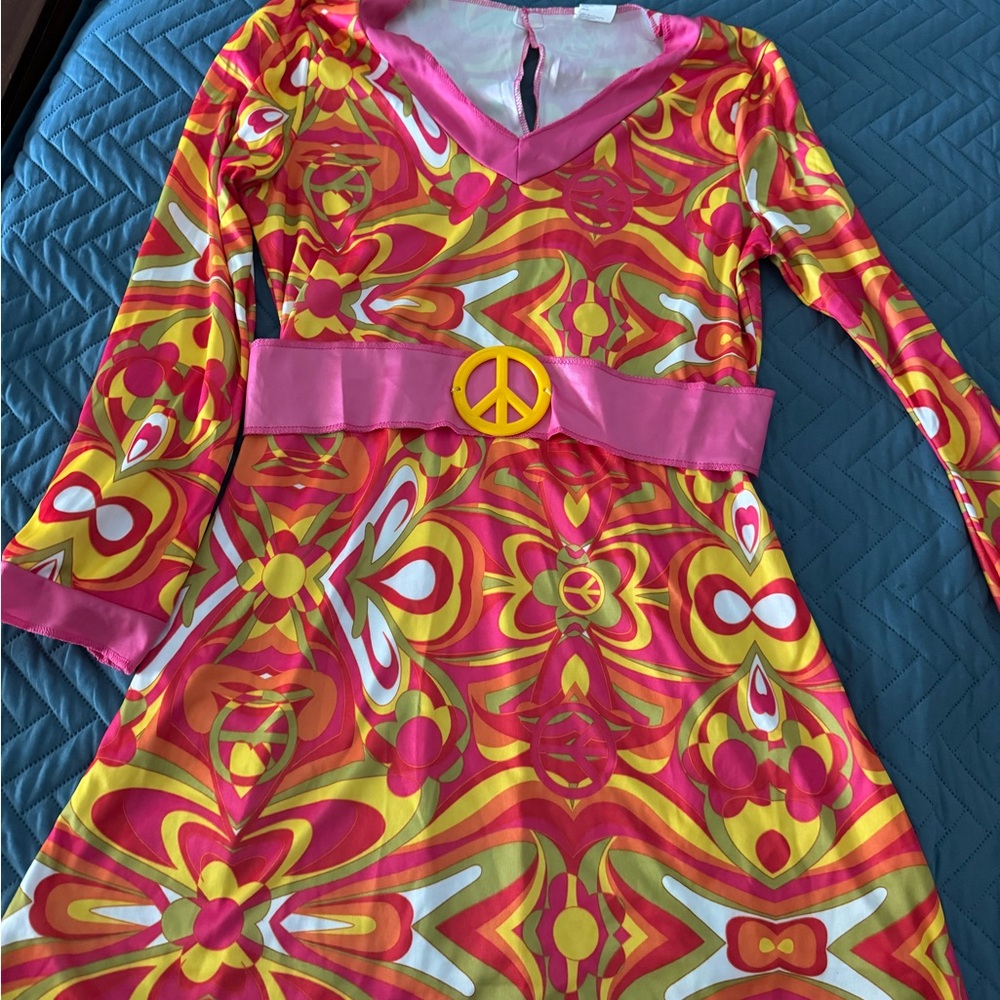 Colorful Retro Dress with Peace Sign Belt great as Halloween 70’s costume